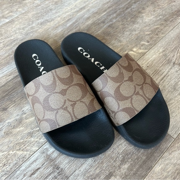 Like new! Coach Monogram Slide Sandals - Picture 3 of 4